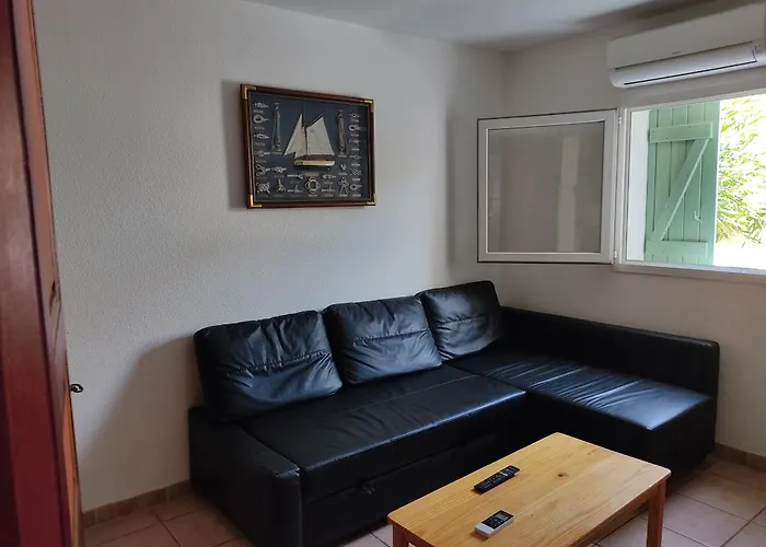 Villa Confortable, Parking, Animaux Ok - 6 Pers. - Fr-1-796-109 Gruissan